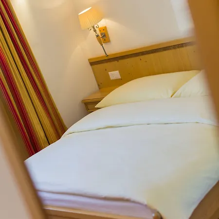 Excelsior فندق 3*