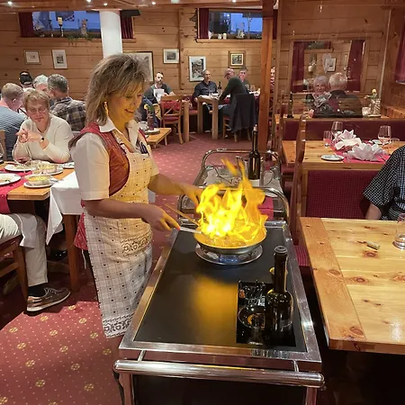 فندق Excelsior 3*