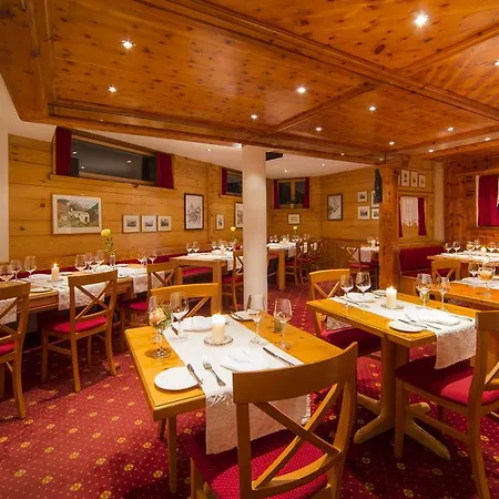 Excelsior 3* زيرمات