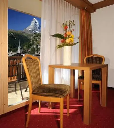 Excelsior Hotel